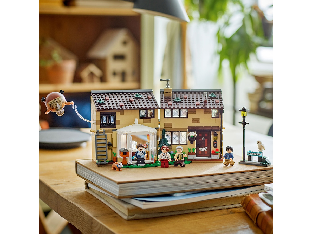 LEGO Harry Potter Privet Drive: tante Marges besøk 76451 LEGO