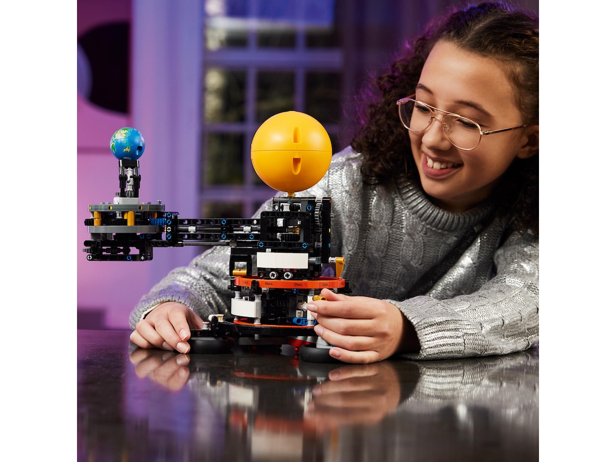 LEGO Technic jorden og månen 42179 LEGO