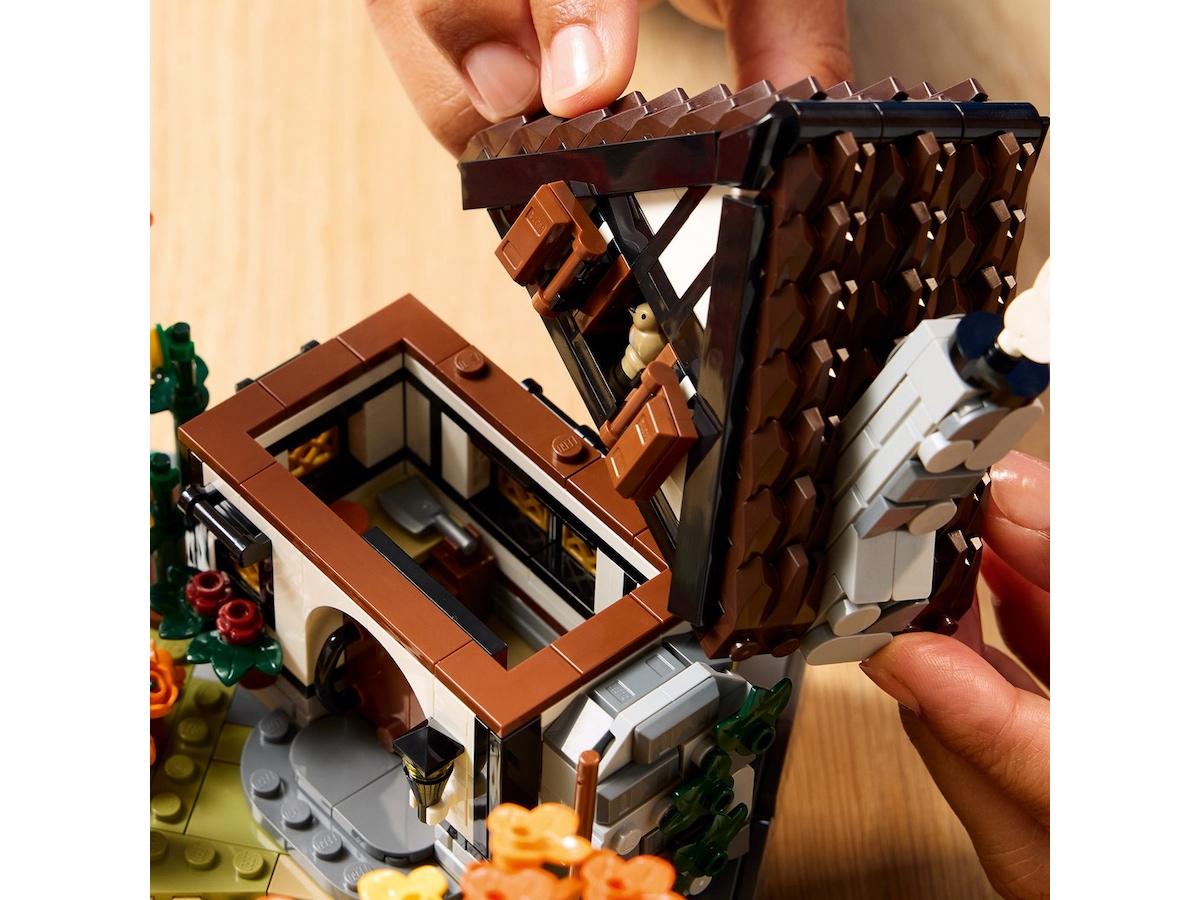 LEGO Icons høstlig hage med lite hus 11372 LEGO