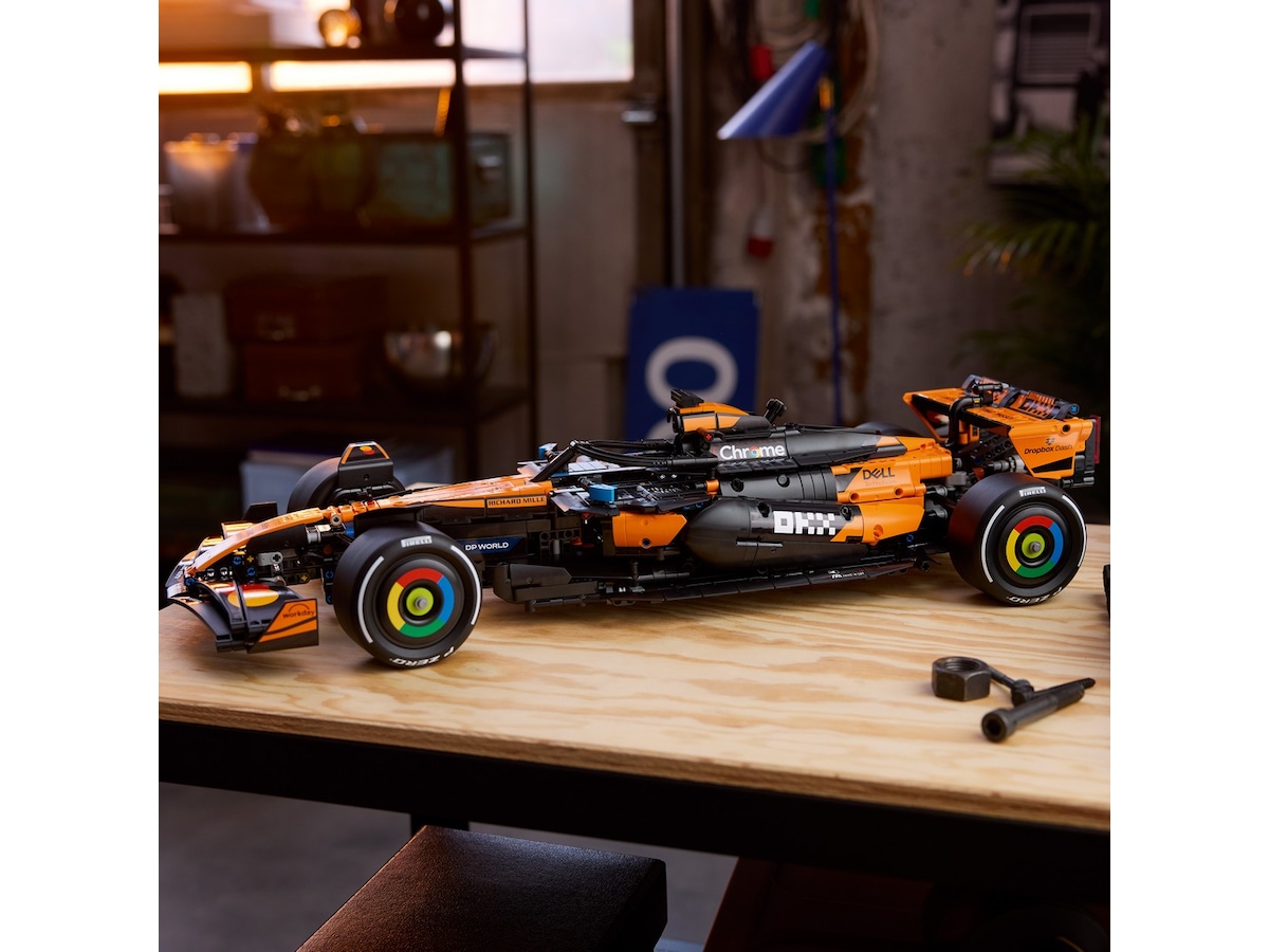 LEGO Technic McLaren MCL39 F1®-bil 42228 LEGO