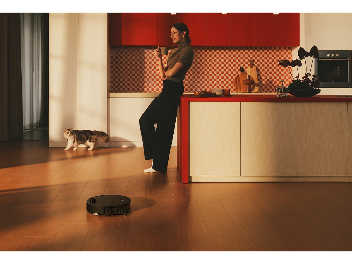 Roborock Saros 20 Sonic Complete (svart) Robotstøvsugere