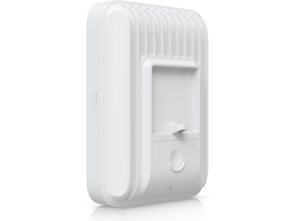 Ubiquiti UniFi 5G Max outdoor gateway Routere