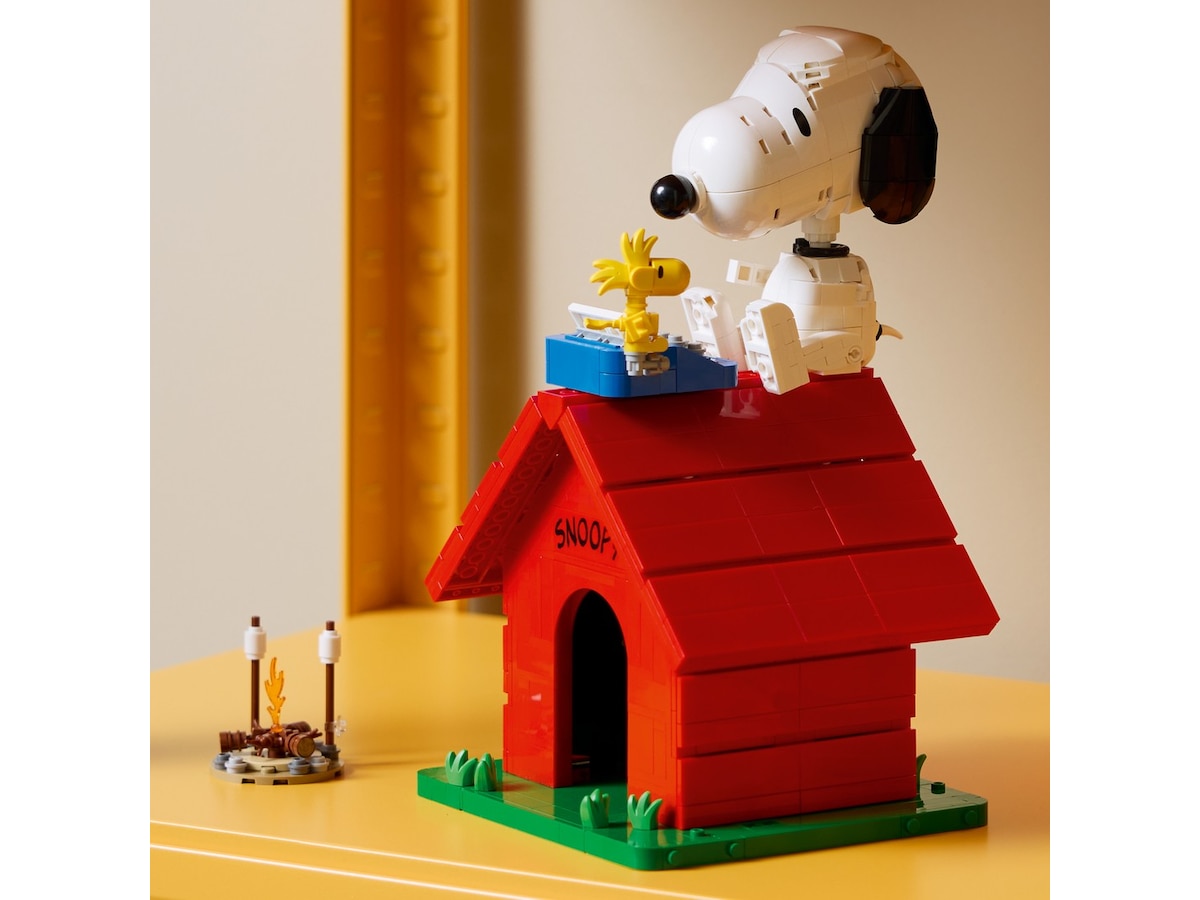 LEGO Ideas Knøttene: Snoopys hundehus 21368 LEGO
