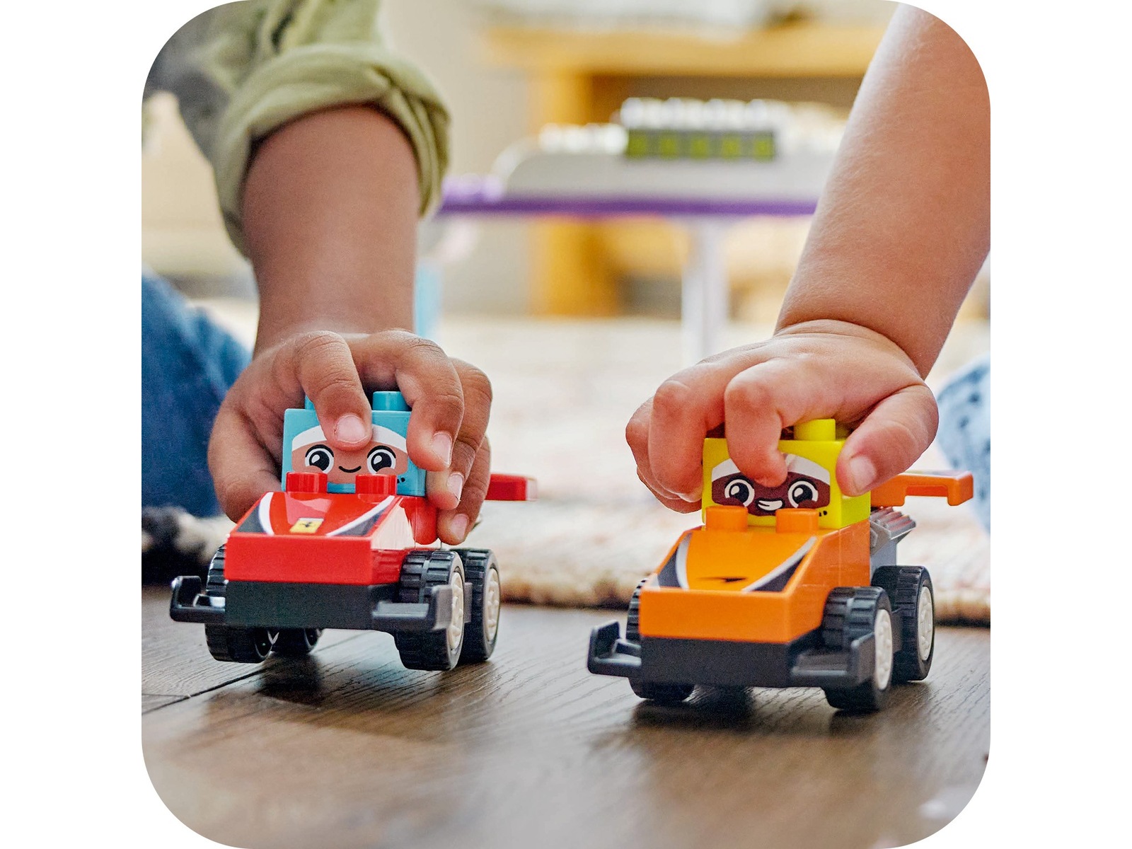 LEGO DUPLO Town F1 Team med racerbiler og sjåfører 10445 LEGO