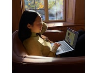 MacBook Air 13" M5 (2026) 1TB (midnatt) PC - Bærbar / laptop