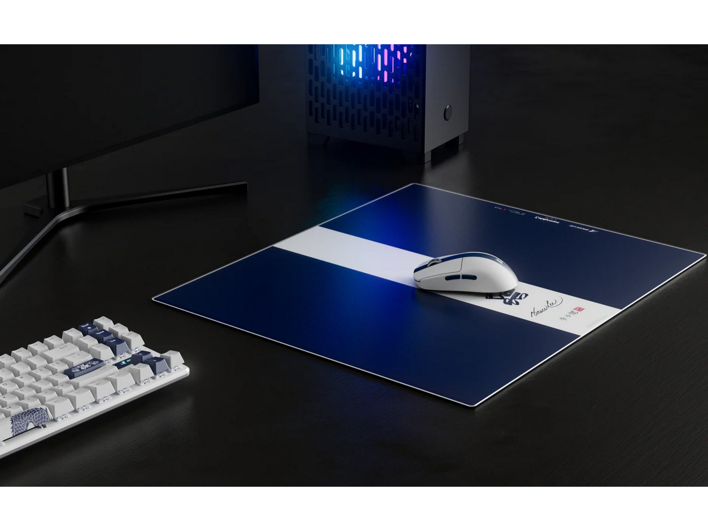 Pulsar Superglide glassmusematte v3 Bruce Lee 85th Ed XL (marineblå) Gamingmusematte