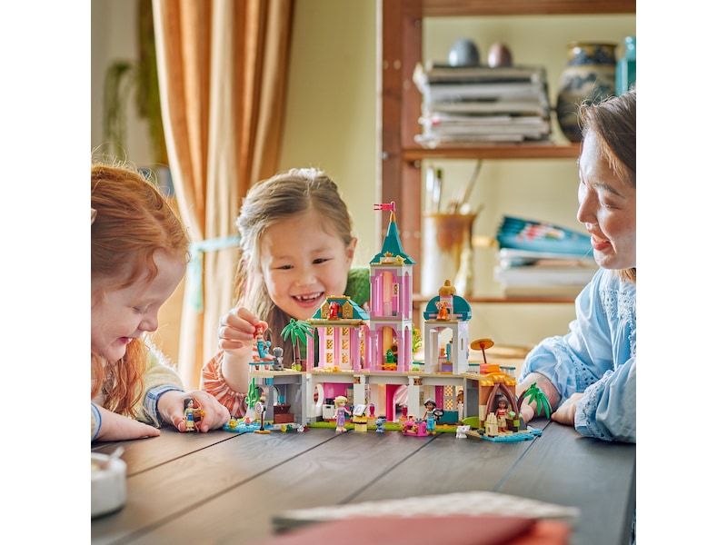 LEGO Disney Princess prinsesseslott og kongelige kjæledyr 43267 LEGO