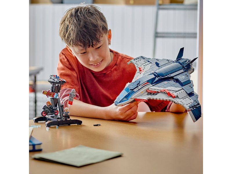 LEGO Super Heroes Avengers: Age of Ultron Quinjet 76325 LEGO