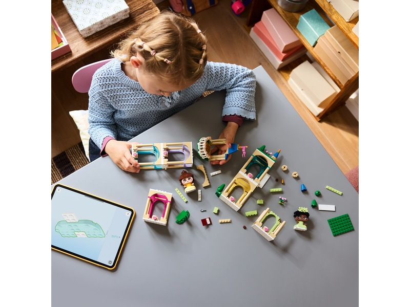 LEGO Disney Princess Belle og Tiana med slott i miniformat 43291 LEGO