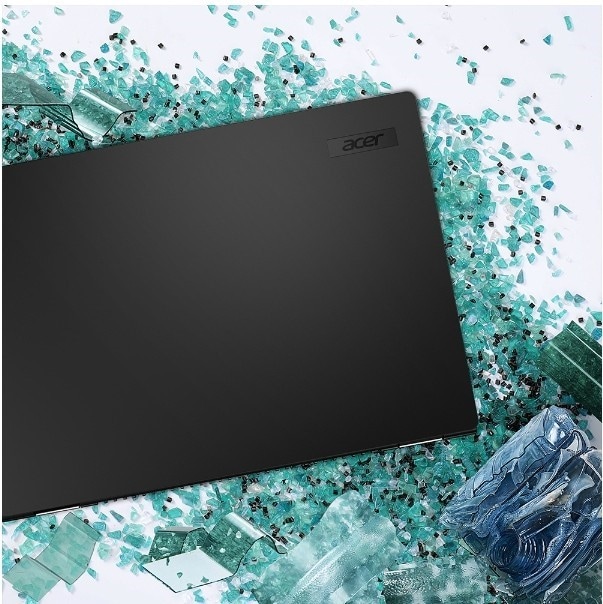 Acer Travelmate P6 TMP614-53 14" laptop