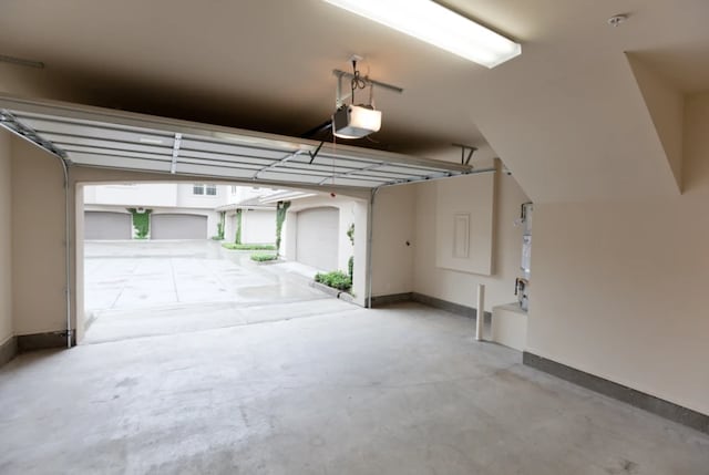 Fjernstyr garasjeporten din Fjernstyr garasjeporten din